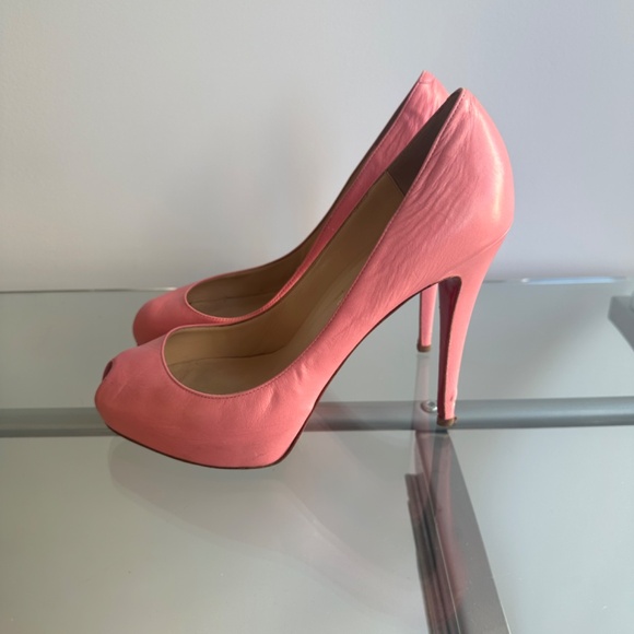 Louboutin pink peep-toe covered pumps, size 38 with box - Picture 4 of 12
